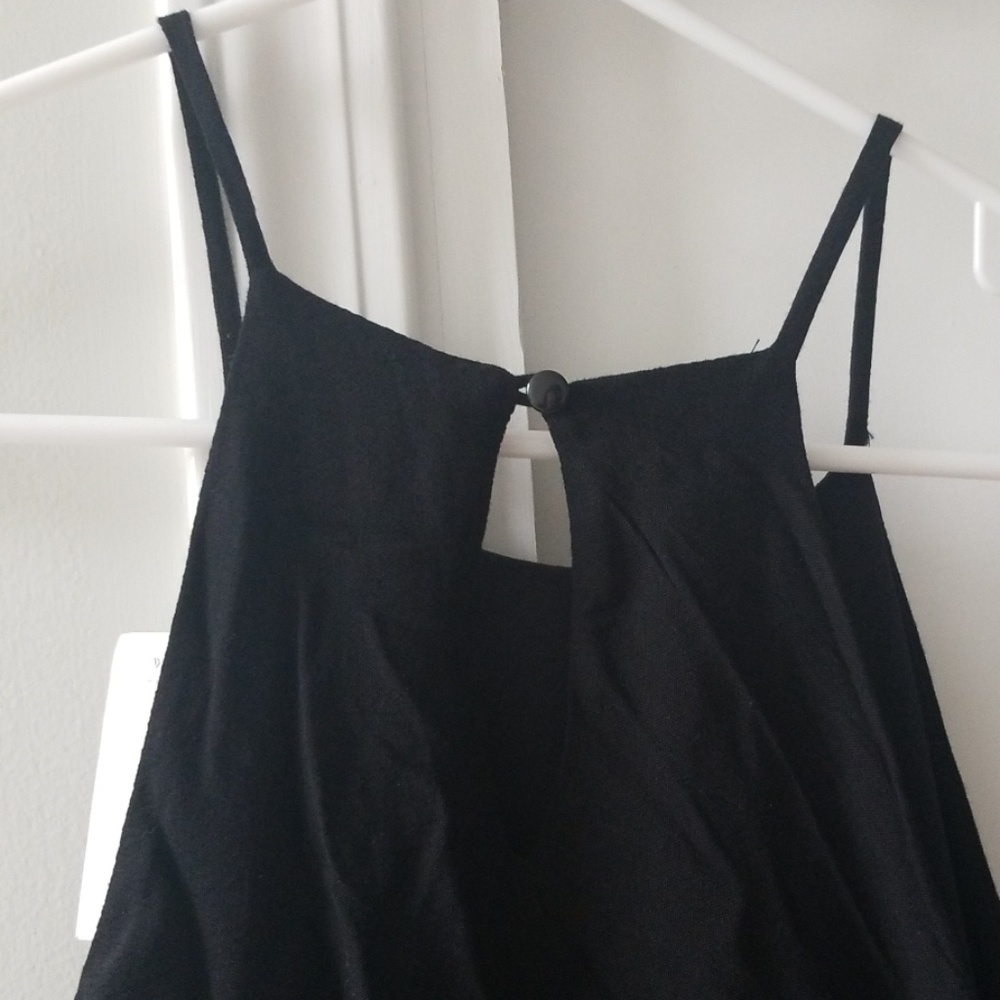 LBD - Picture 2 of 4